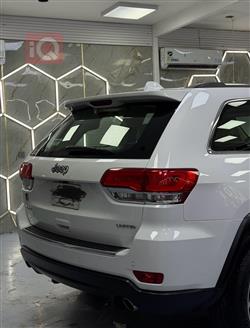 جیپ گراند شیرۆکی